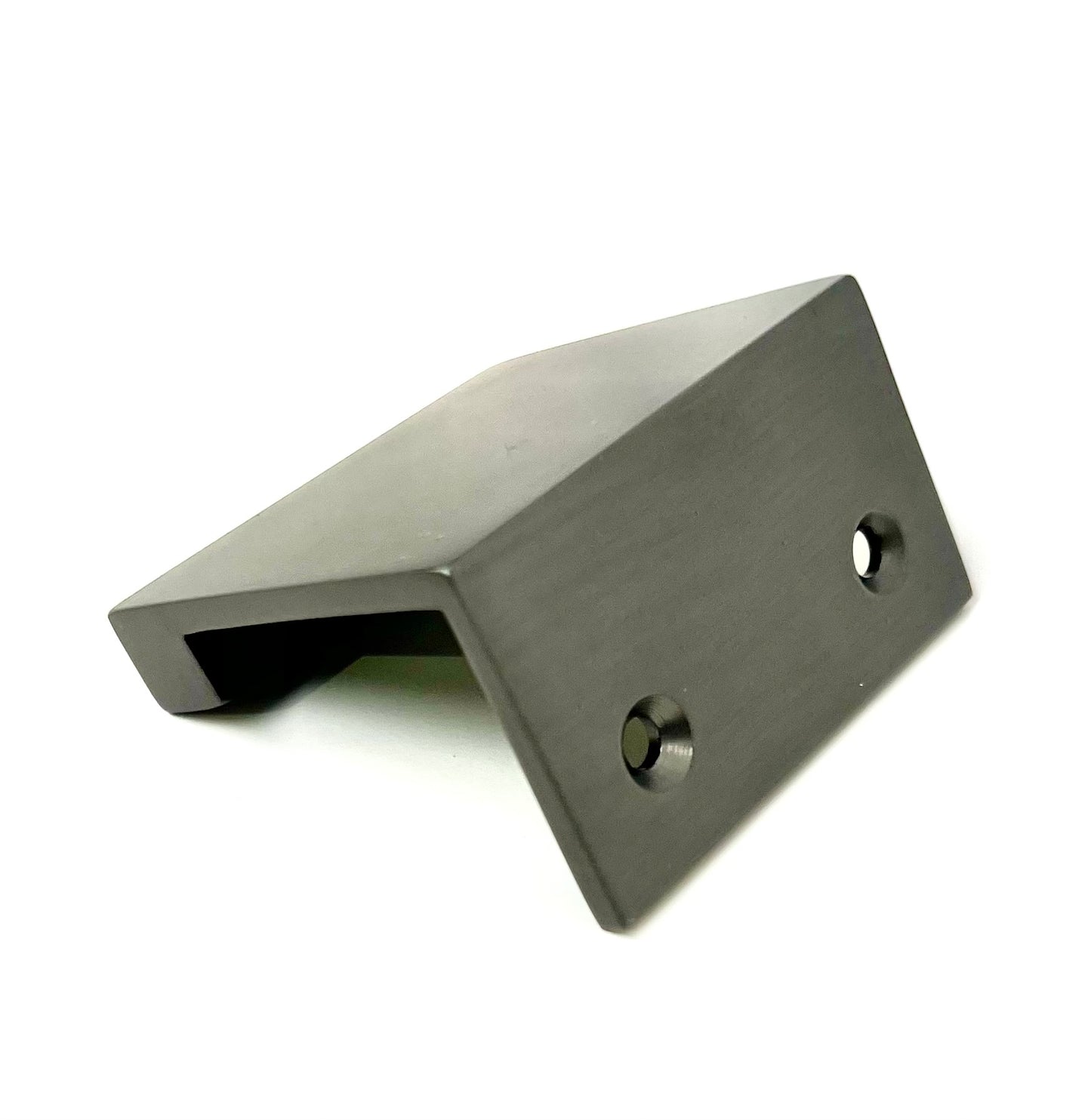 Signature Cube Lip Pull