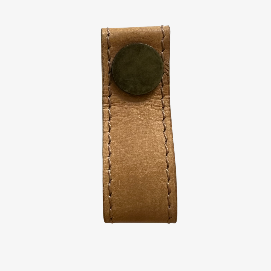 Leather-tag pulls