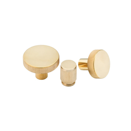 Signature Round Knob-Ribbed