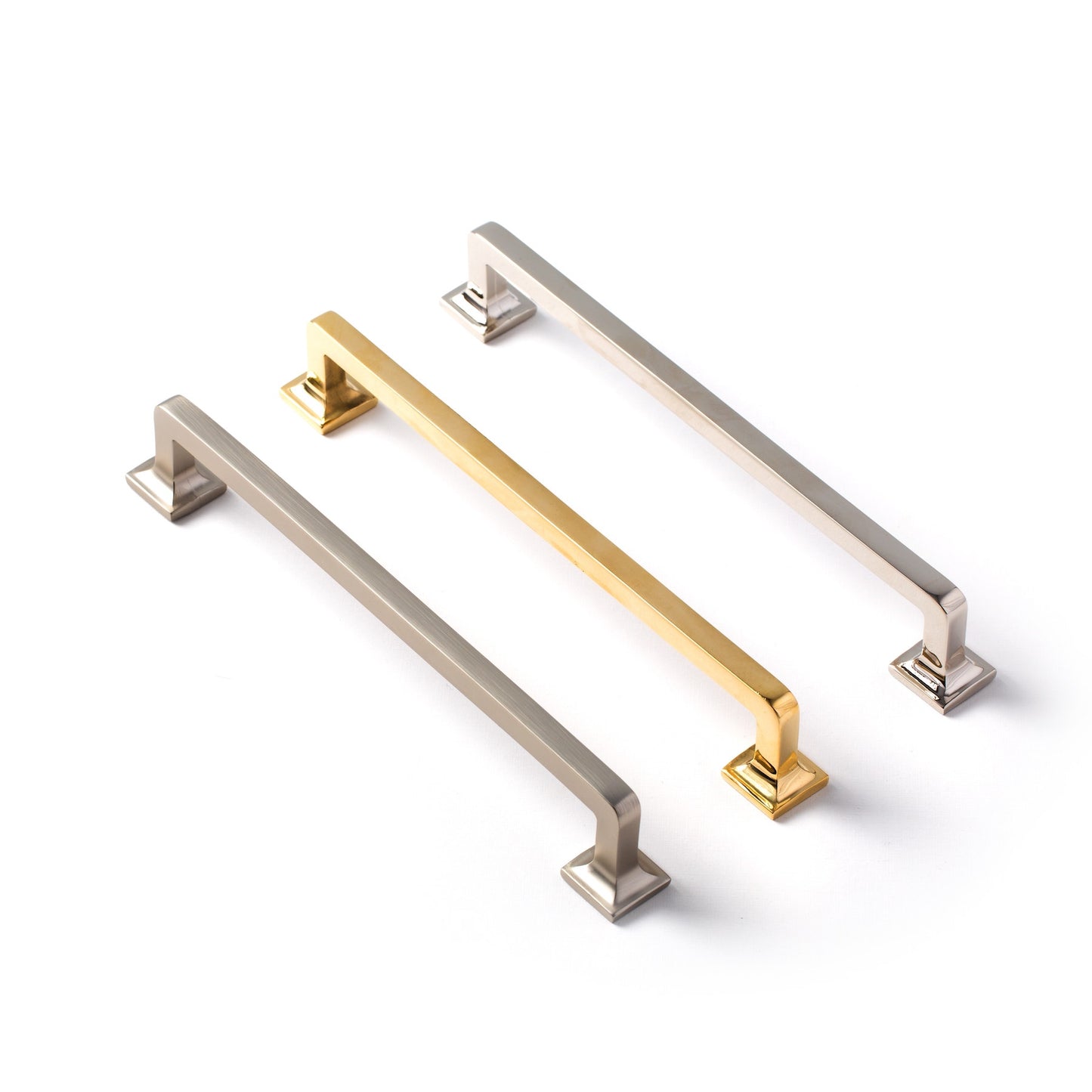 Signature Shaker Pull Handle